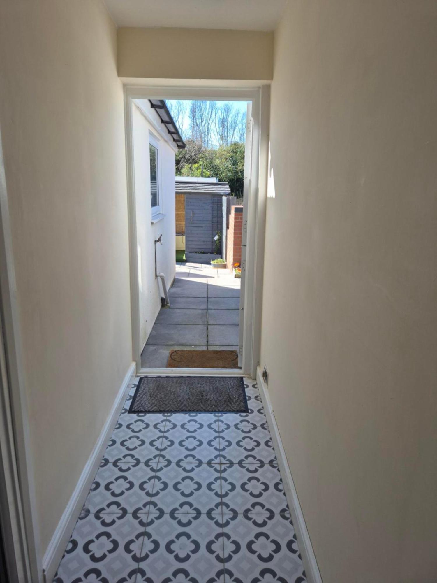 Accomadation Wrexham Eksteriør bilde